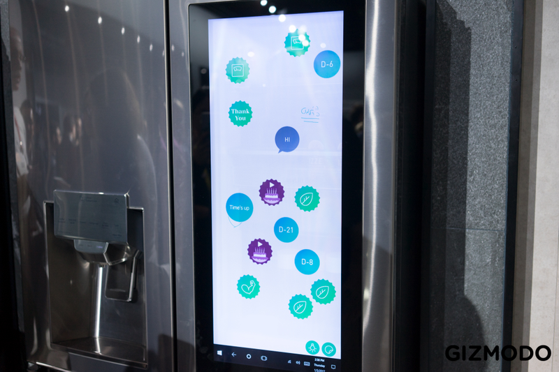 Illustration for article titled This LG Smart Fridge Has a Windows Brain